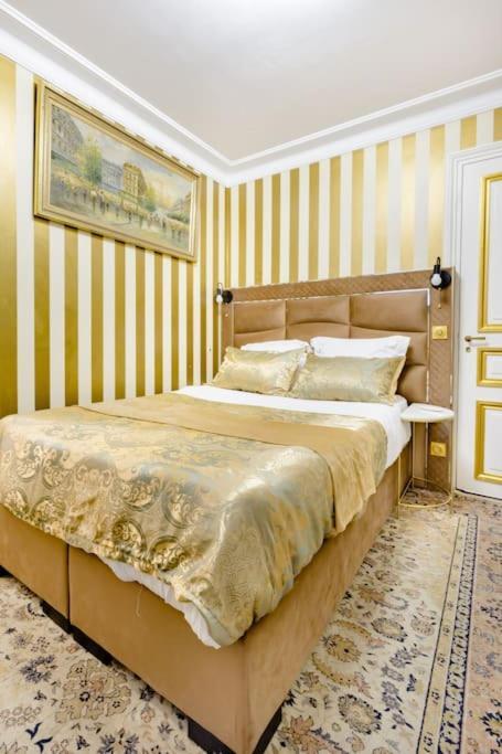 Premium Studio 2 Minutes Walk From Champs-Elysees Paris Eksteriør bilde